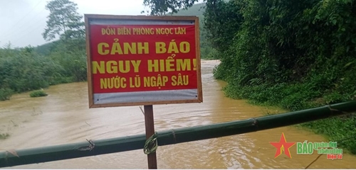 Nghệ An: Chủ động cắm biển cảnh báo ngập lụt bảo đảm an toàn cho người dân
